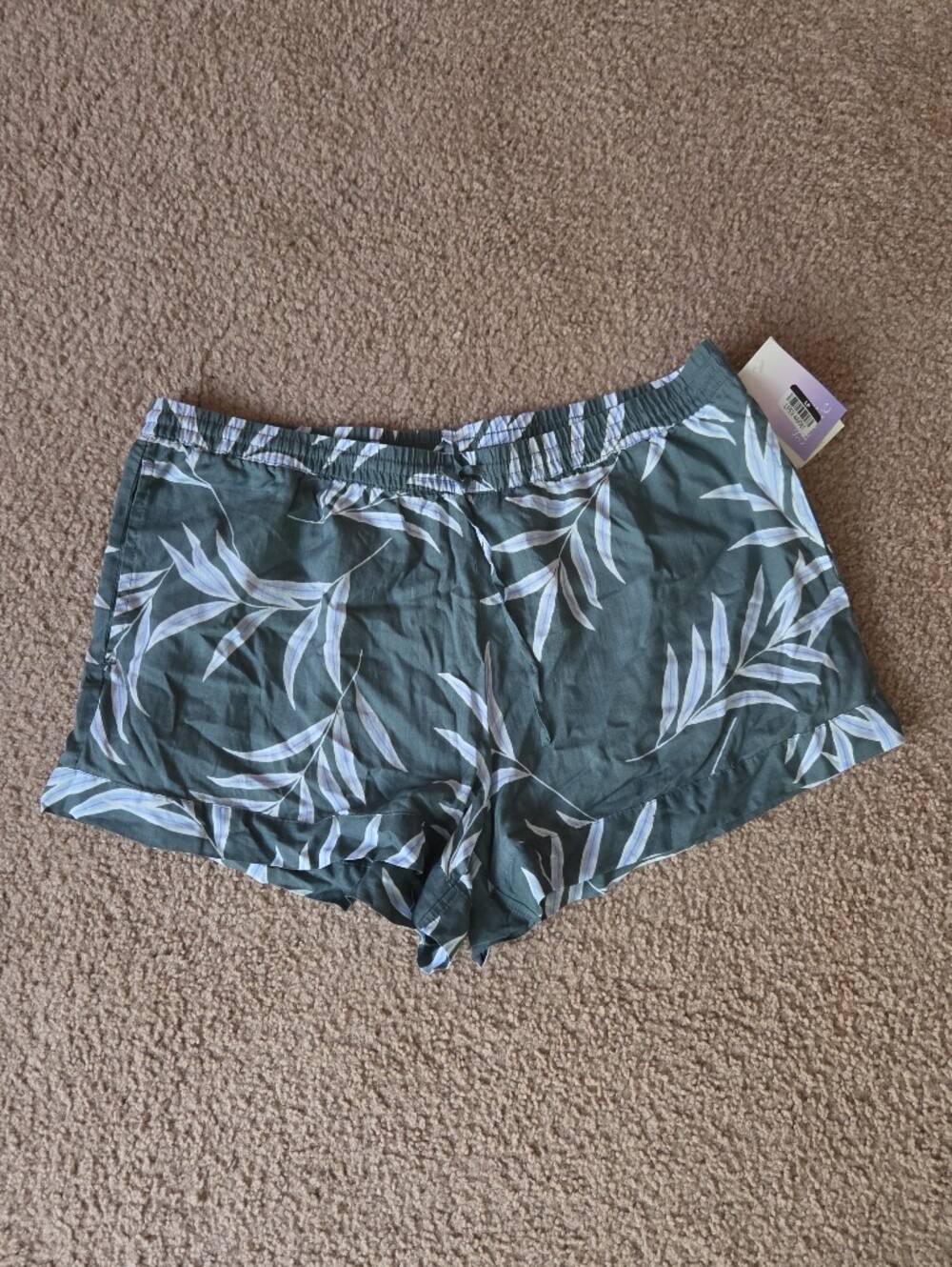 stars above Green Leaf-Print Sleep Shorts